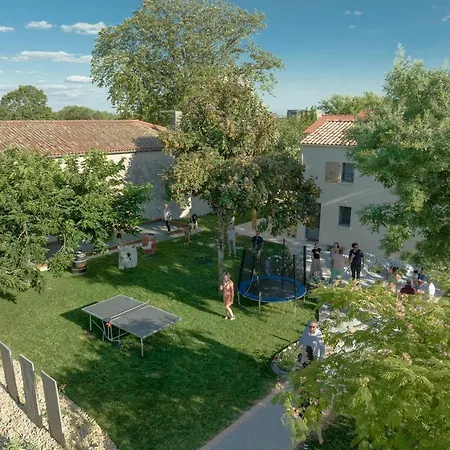 Apartment Albizia - Cozy 4-person With Patio La Jarrie