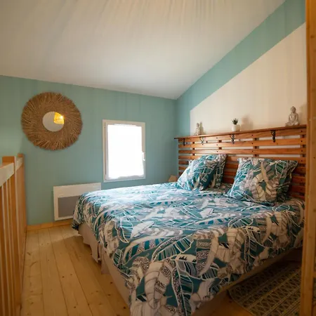 Albizia - Cozy 4-person With Patio